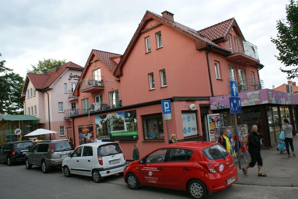 Owr Grazyna Acomodação com café da manhã Międzywodzie Exterior foto